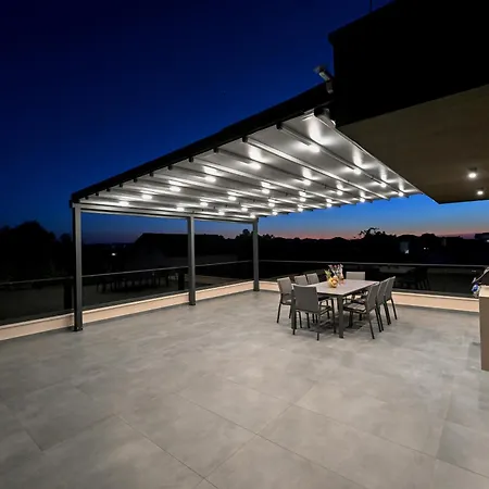 Eva Royal Villa