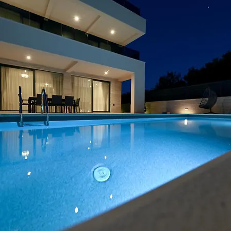 Eva Royal Villa Sukošan